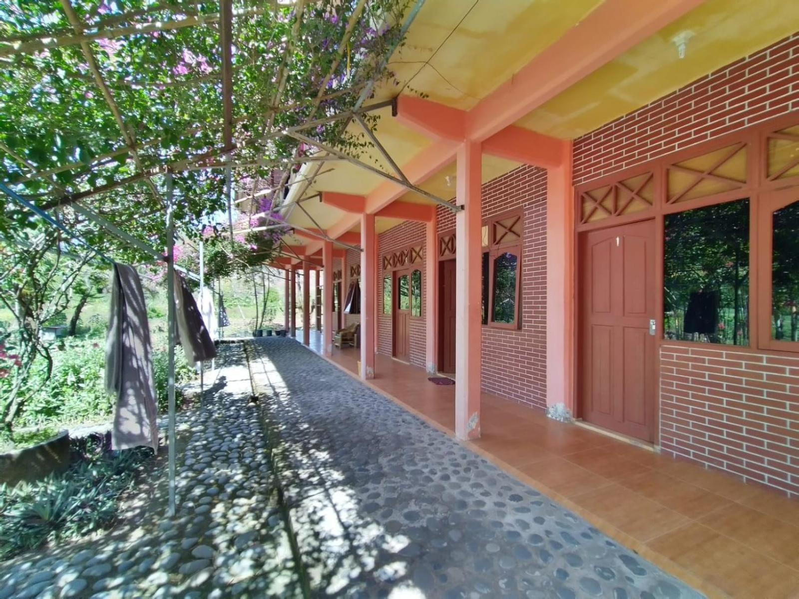 Supersuck Hotel Maluk المظهر الخارجي الصورة